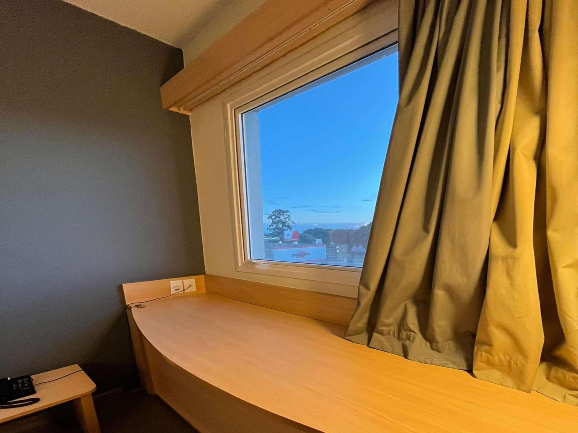 Ibis Catalao Hotel Eksteriør billede