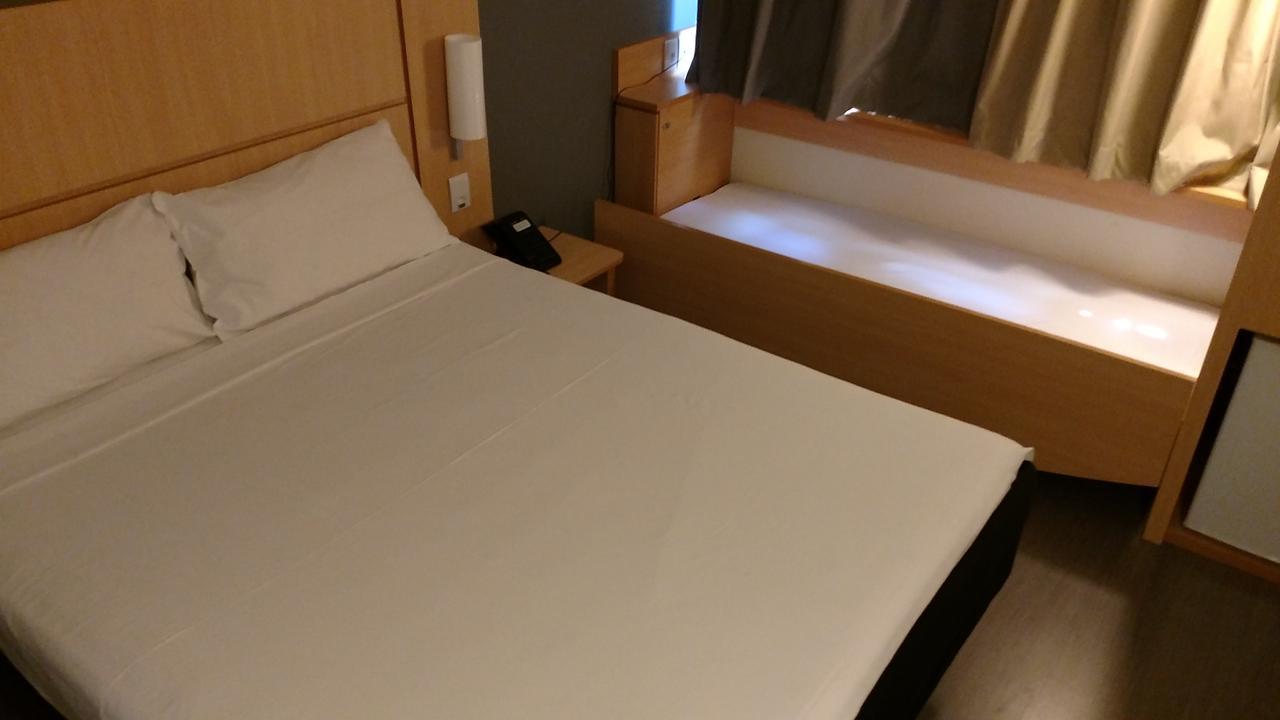 Ibis Catalao Hotel Eksteriør billede