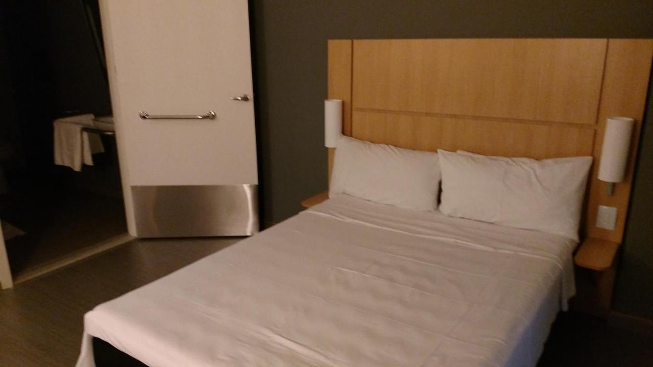 Ibis Catalao Hotel Eksteriør billede