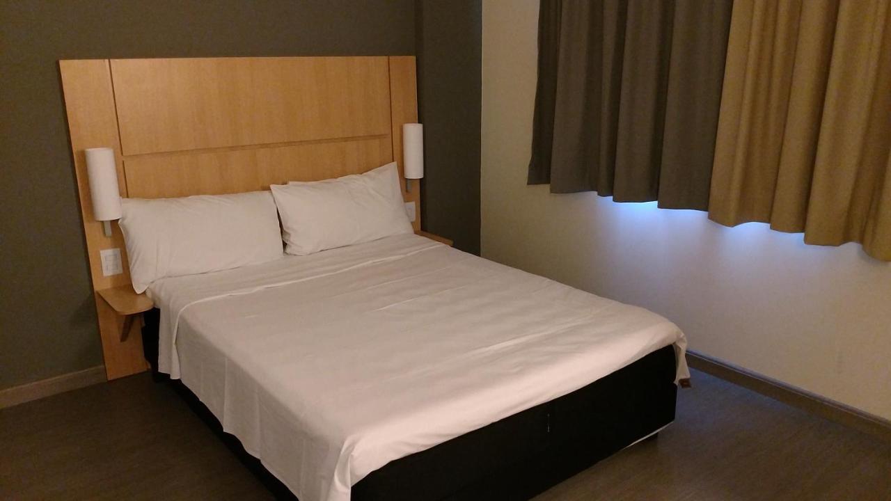 Ibis Catalao Hotel Eksteriør billede